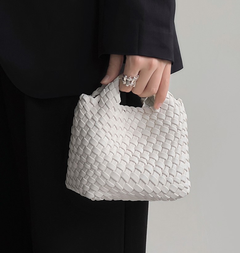 クラッチバッグ、イブニングバッグ、女性用、バケット型、編み込 - Luxury Bags On Sales のレビューと価格